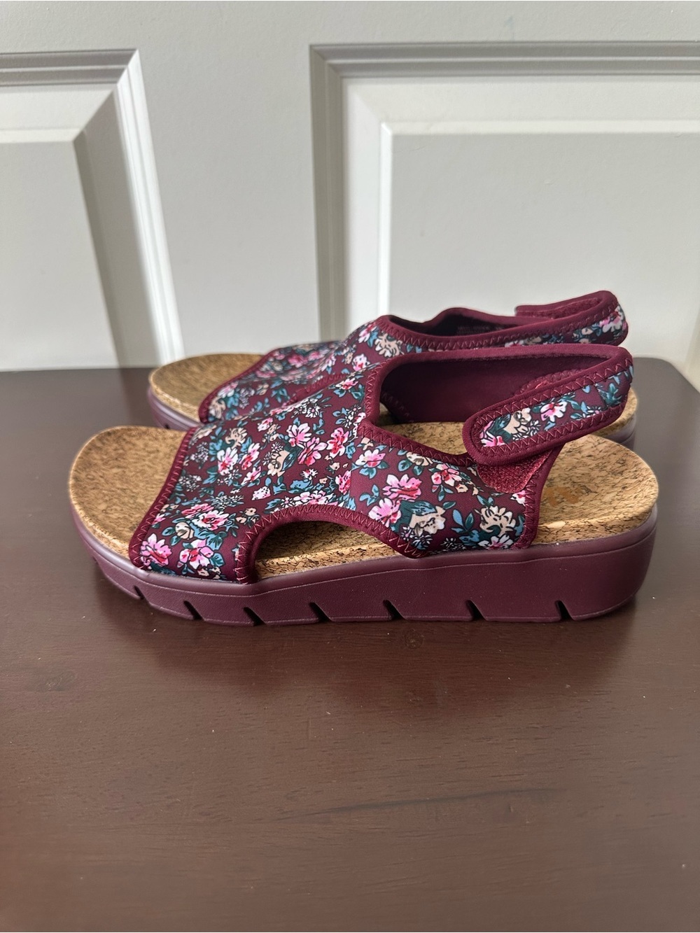 Alegria Knit Floral Back Strap Sandals Micah Wine Size 36